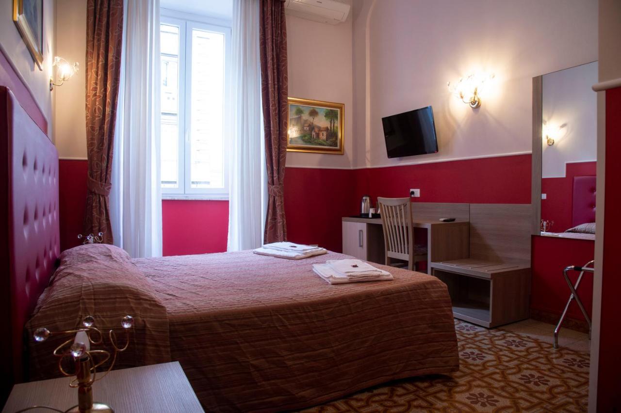 Gasthof Domus Napoleone Rom